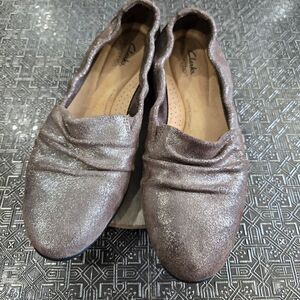 🐢 Clarks Jenette Ruby Flats -Size 10  Pewter Metallic Leather Rouched Flat